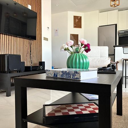 Marina View Residence Luxurious Studio Retreat With Stunning Ocean Views 1 Double Bedroom, 1 Convertible Couch Tanger Ngoại thất bức ảnh